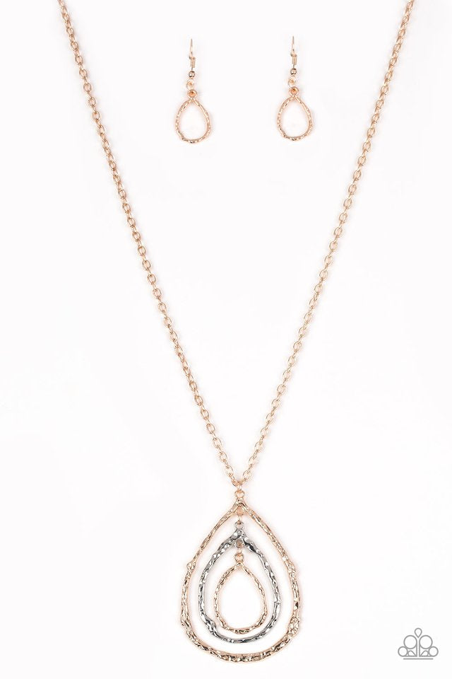 Going For Grit Gold Necklace