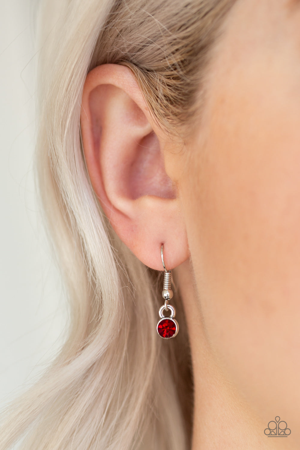 Classic Casanova Red Necklace