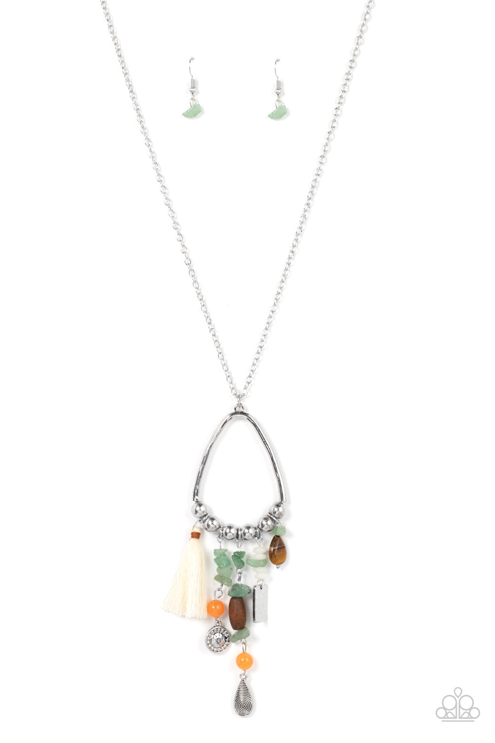 Listen To Tour Soul Urban Green Necklace