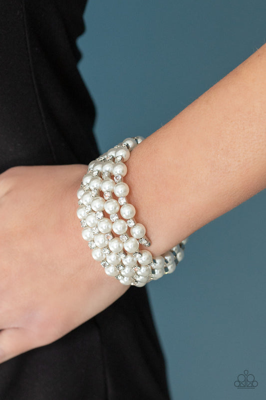 Rich Royal White Bracelet (Coil)