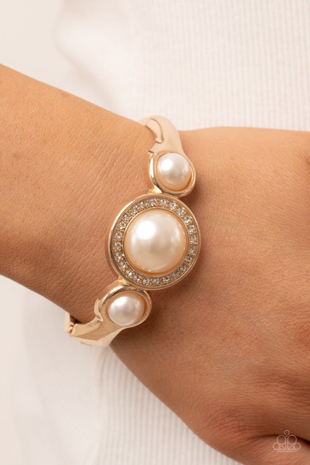 Debutante Daydream Gold Bracelet (Hinge)