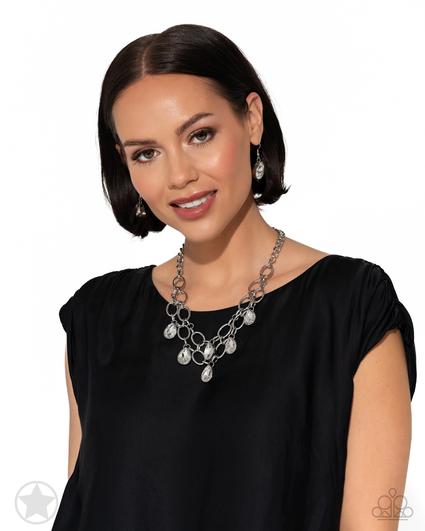Show-Stopping Shimmer Silver Necklace