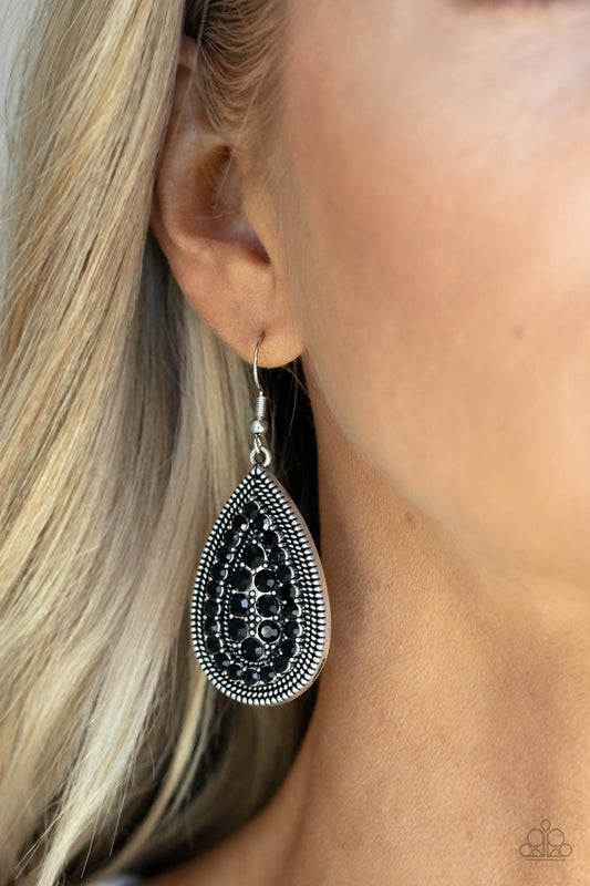 Interstellar Idol Black Earrings