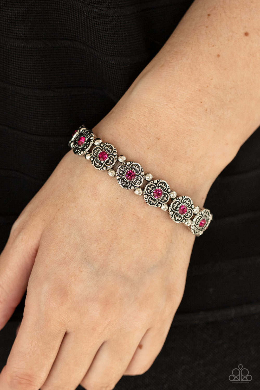 Trés Magnifique Pink Bracelet (Stretchy)