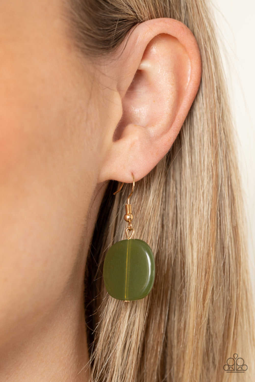 Posh Promenade Green Necklace