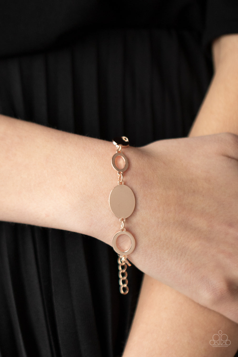 OVAL and Out Rose Gold Bracelet (Clasp)