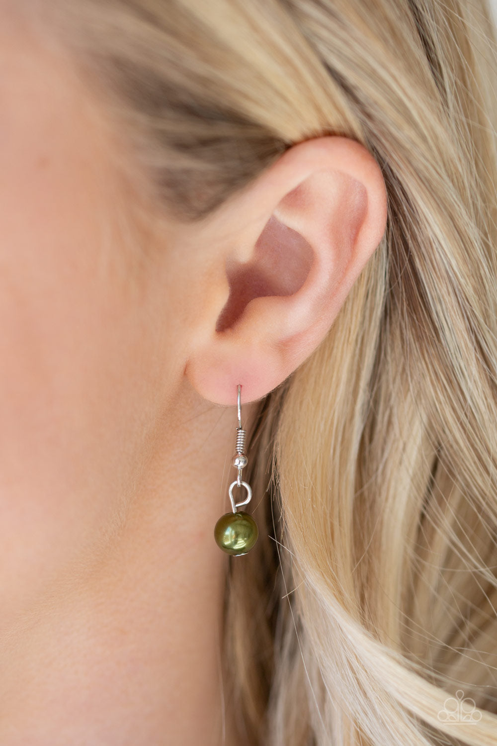 High Heels and Hustle Green Necklace