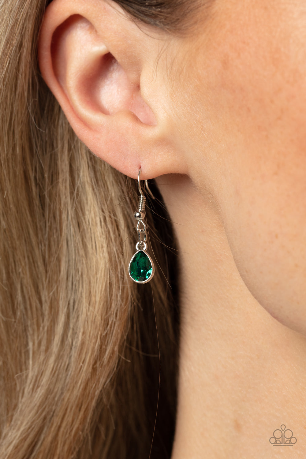 Regality Refined Green Necklace