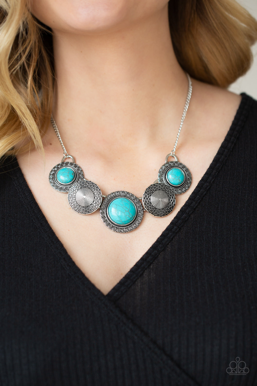 Canyon Cottage Blue Necklace